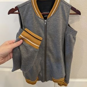 Trouve cold shoulder bomber